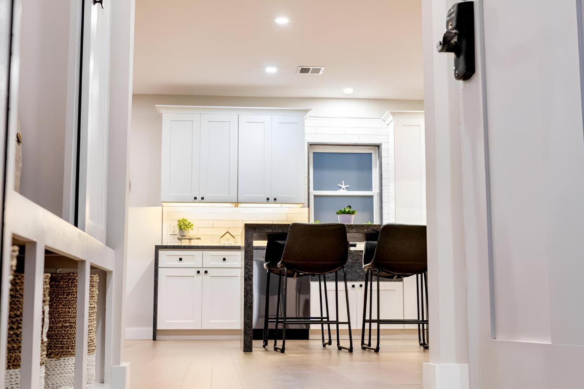 Renovated & Sophisticated Home Near Beach & Shops! Barnstable Zewnętrze zdjęcie