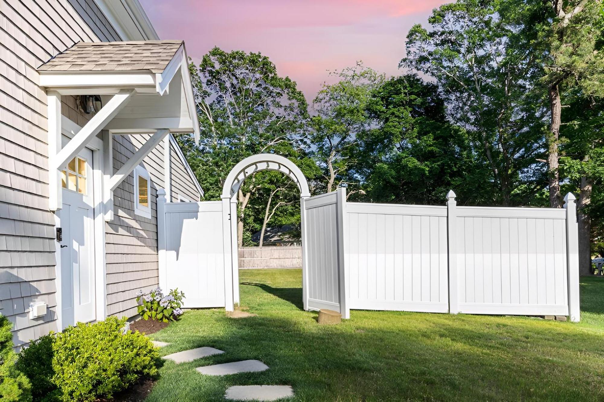 Renovated & Sophisticated Home Near Beach & Shops! Barnstable Zewnętrze zdjęcie